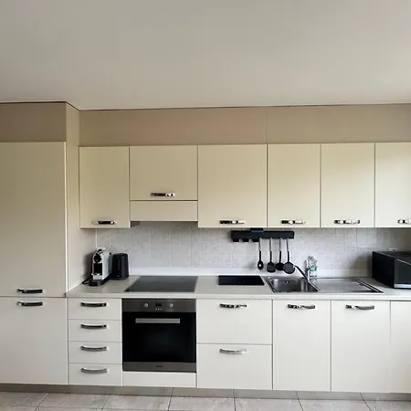 Mary S Apartman Morbio Inferiore